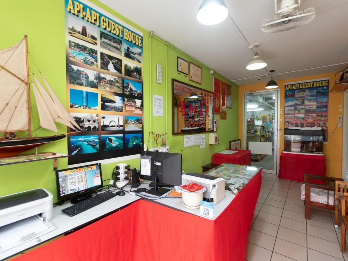 Hotel Oyo 89345 Api-api Gh 2*